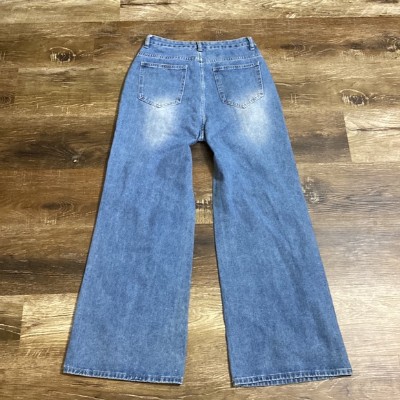 SHEIN hi-waisted wide legged jeans - Picture 7 of 10